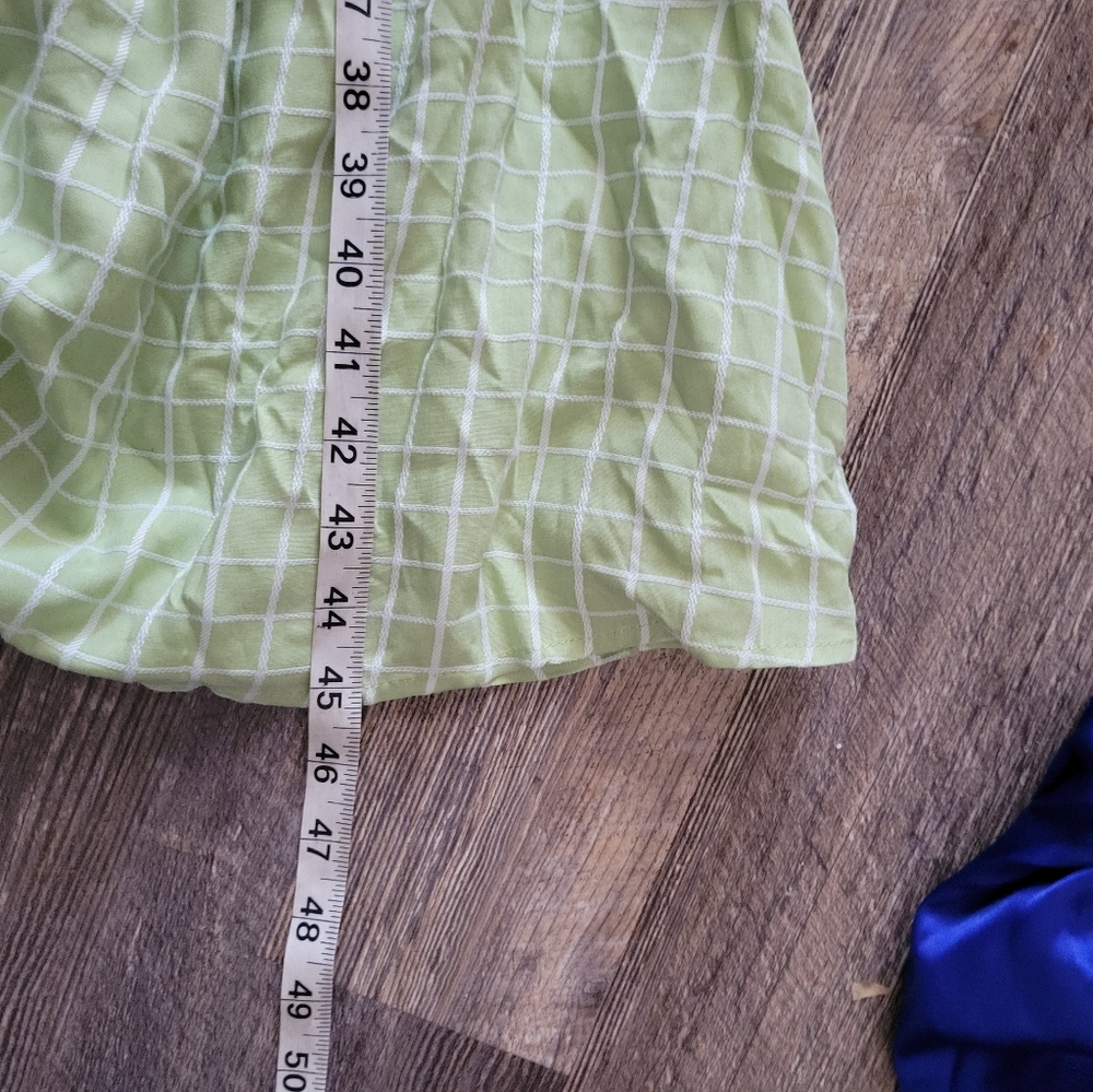 Aura Light Green Windowpane Midi Dress with Puff Sleeves - Picture 7 of 8